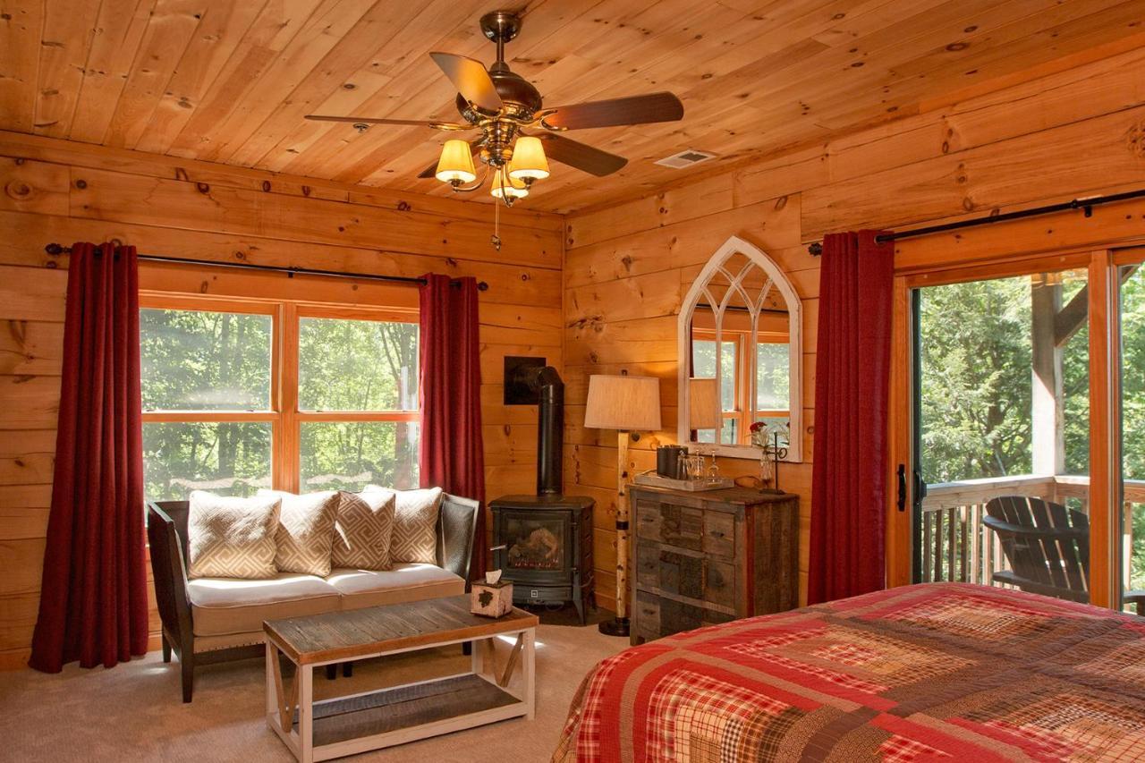 Lazy Bear Lodge Valle Crucis 外观 照片