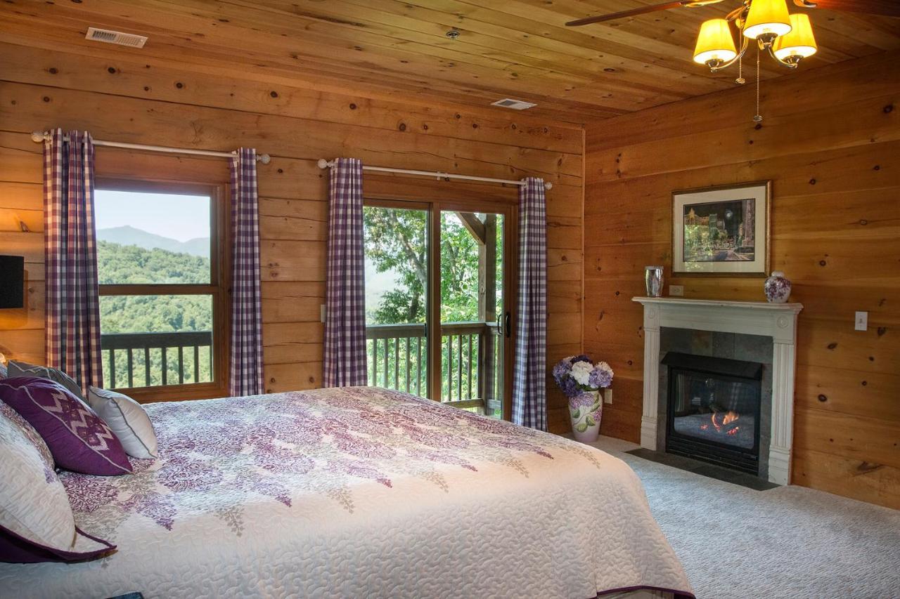 Lazy Bear Lodge Valle Crucis 外观 照片